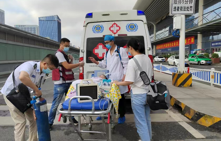 漳浦县救护车出租公司